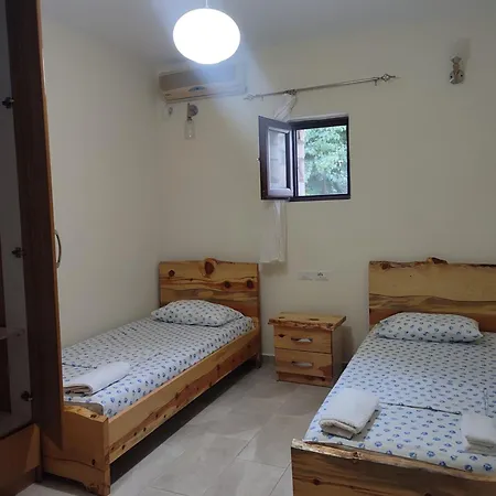 Apartment Shefqeti *